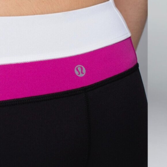 Lululemon reversible Groove Pant (Reg) Black / White / Raspberry / solid blk EUC - Picture 6 of 12